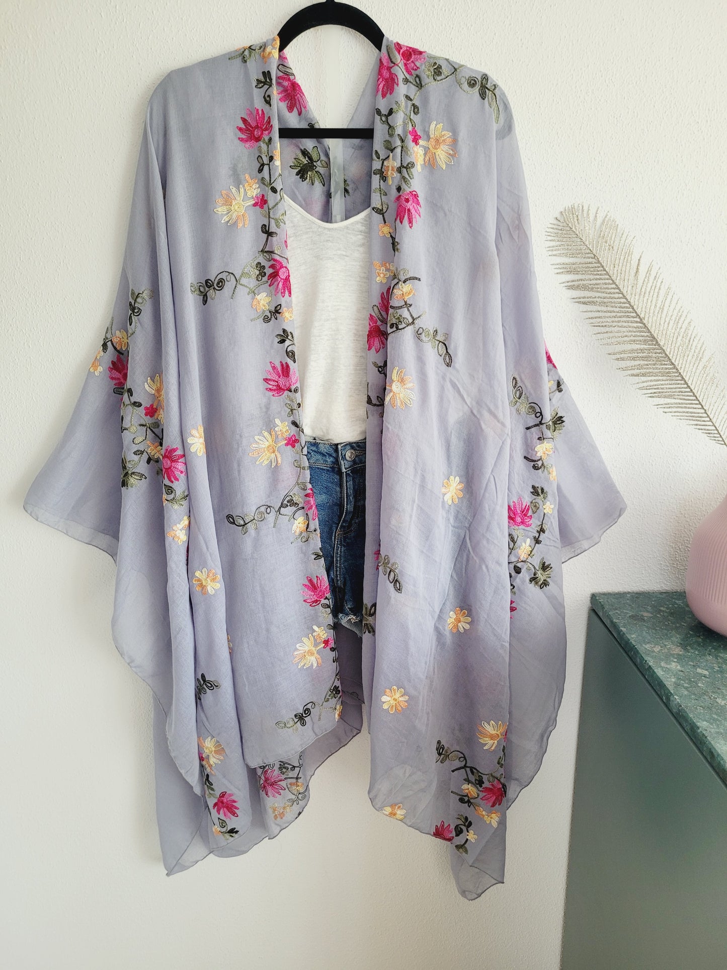 Boho Kimono mit Blumenstickerei