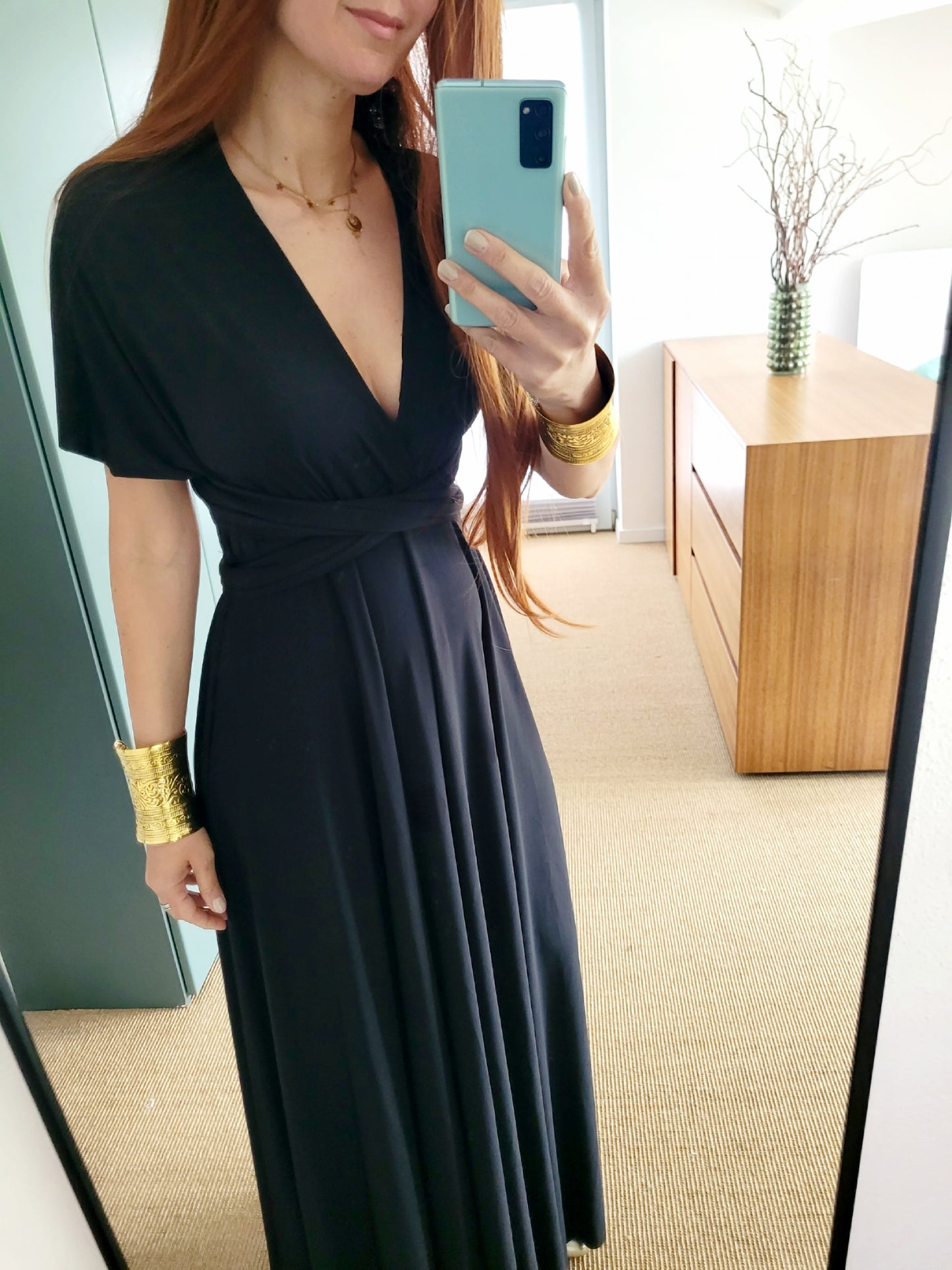 Schwarzes Infinity Kleid – Umstands- & Brautjungfernkleid