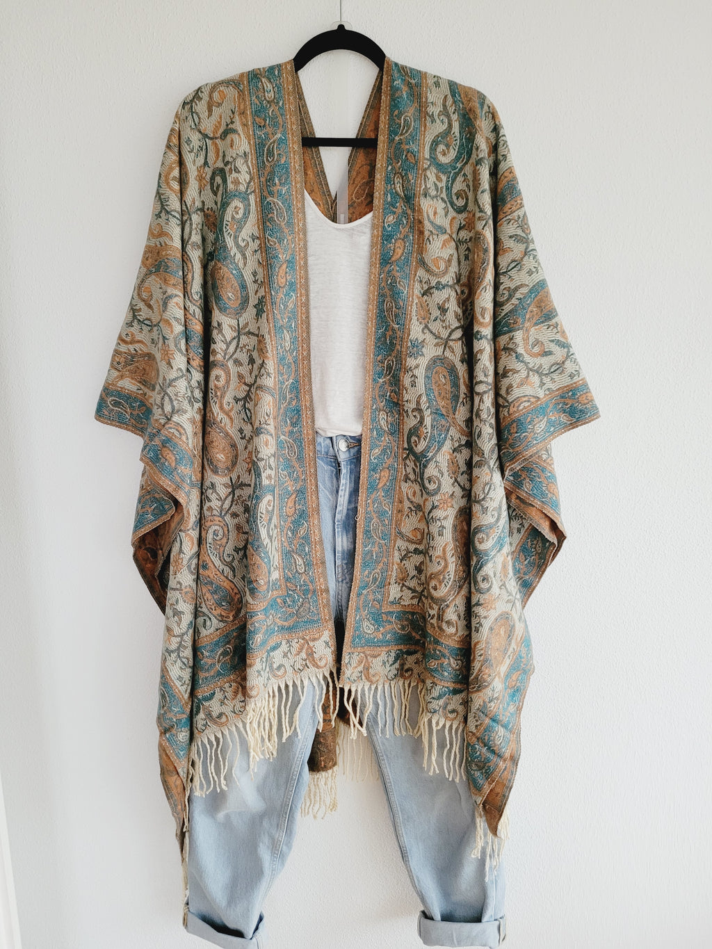 Unisex dicker cardigan mit Paisley Muster