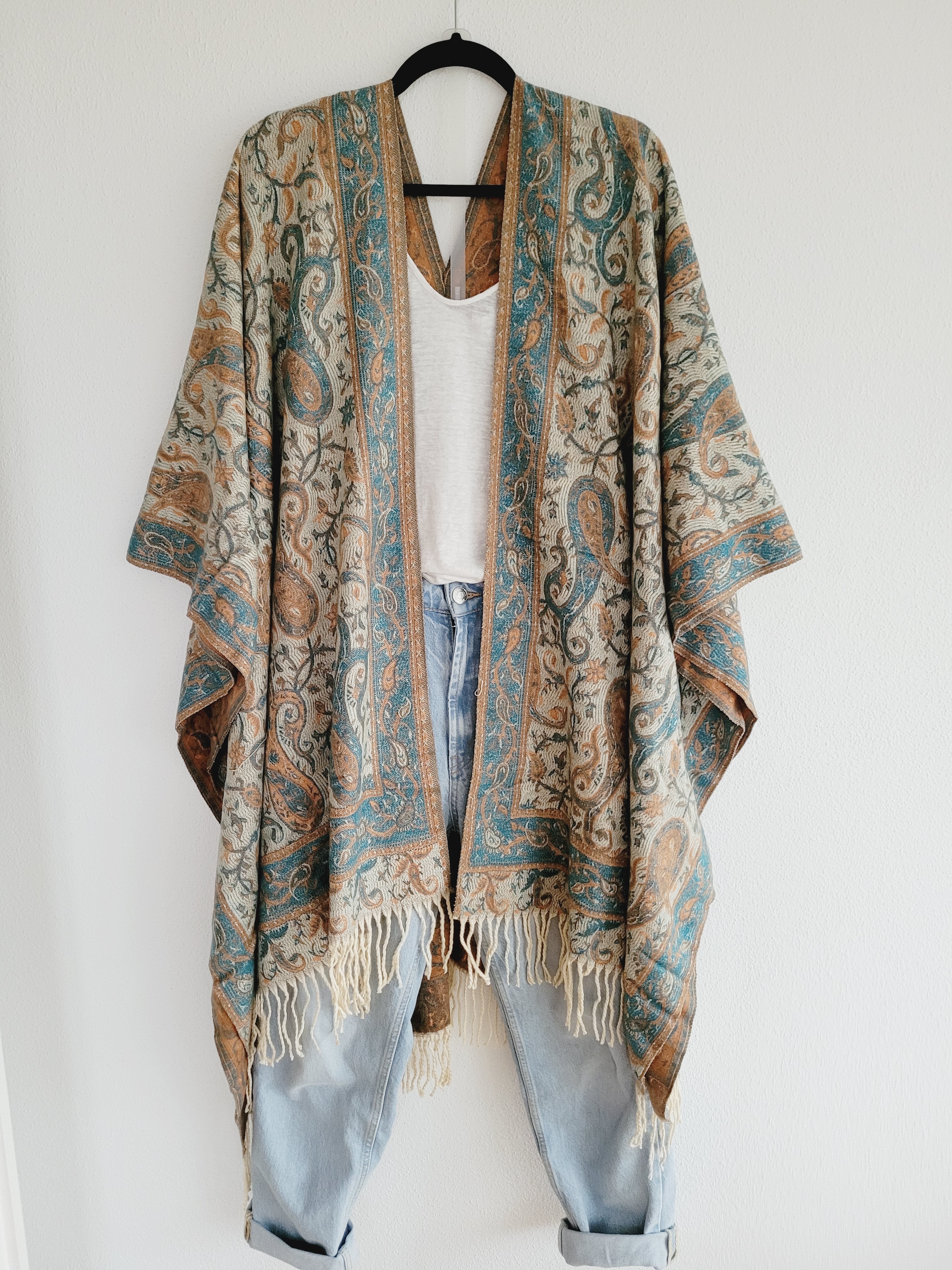 Unisex dicker cardigan mit Paisley Muster