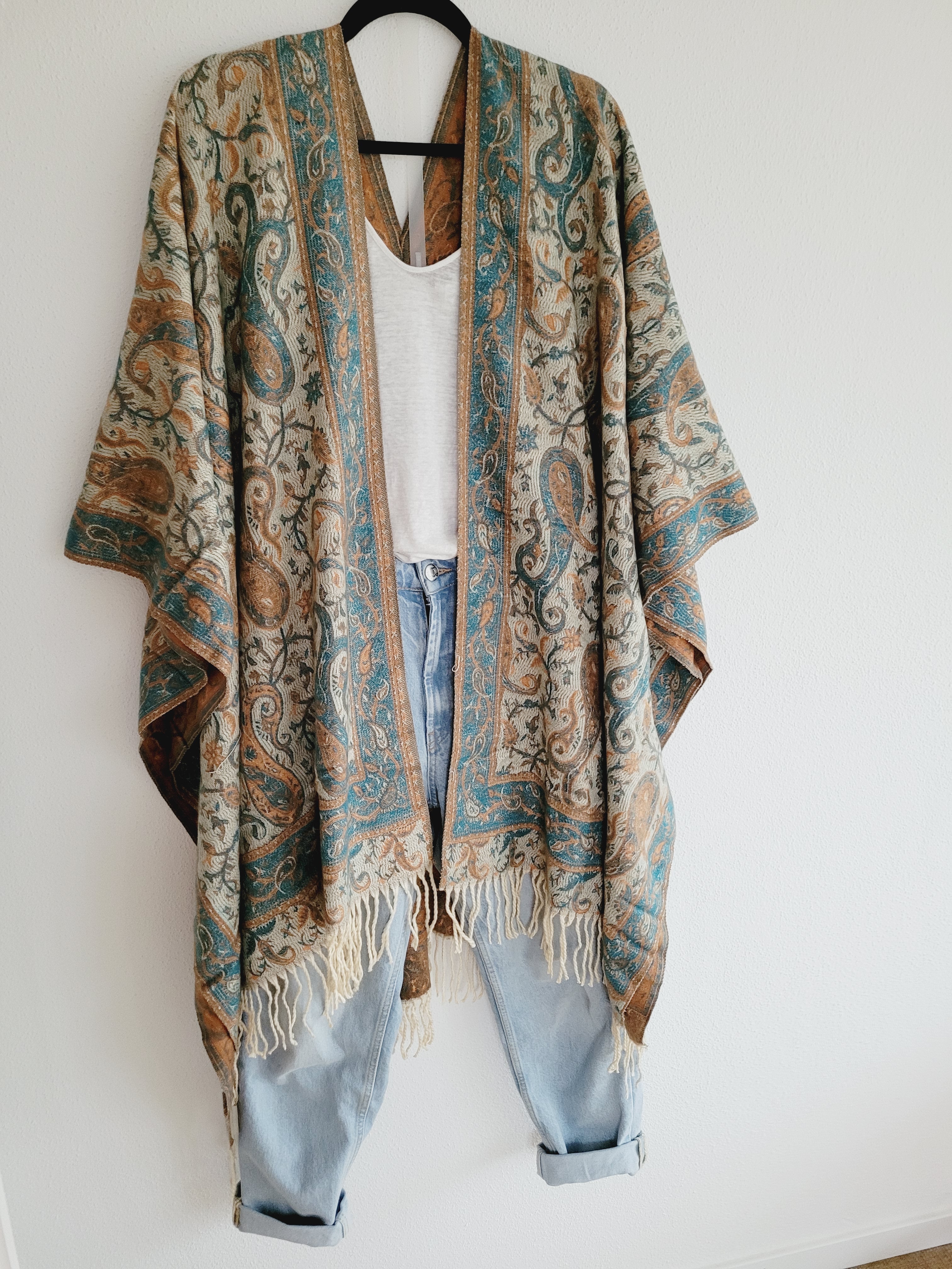 Unisex dicker cardigan mit Paisley Muster