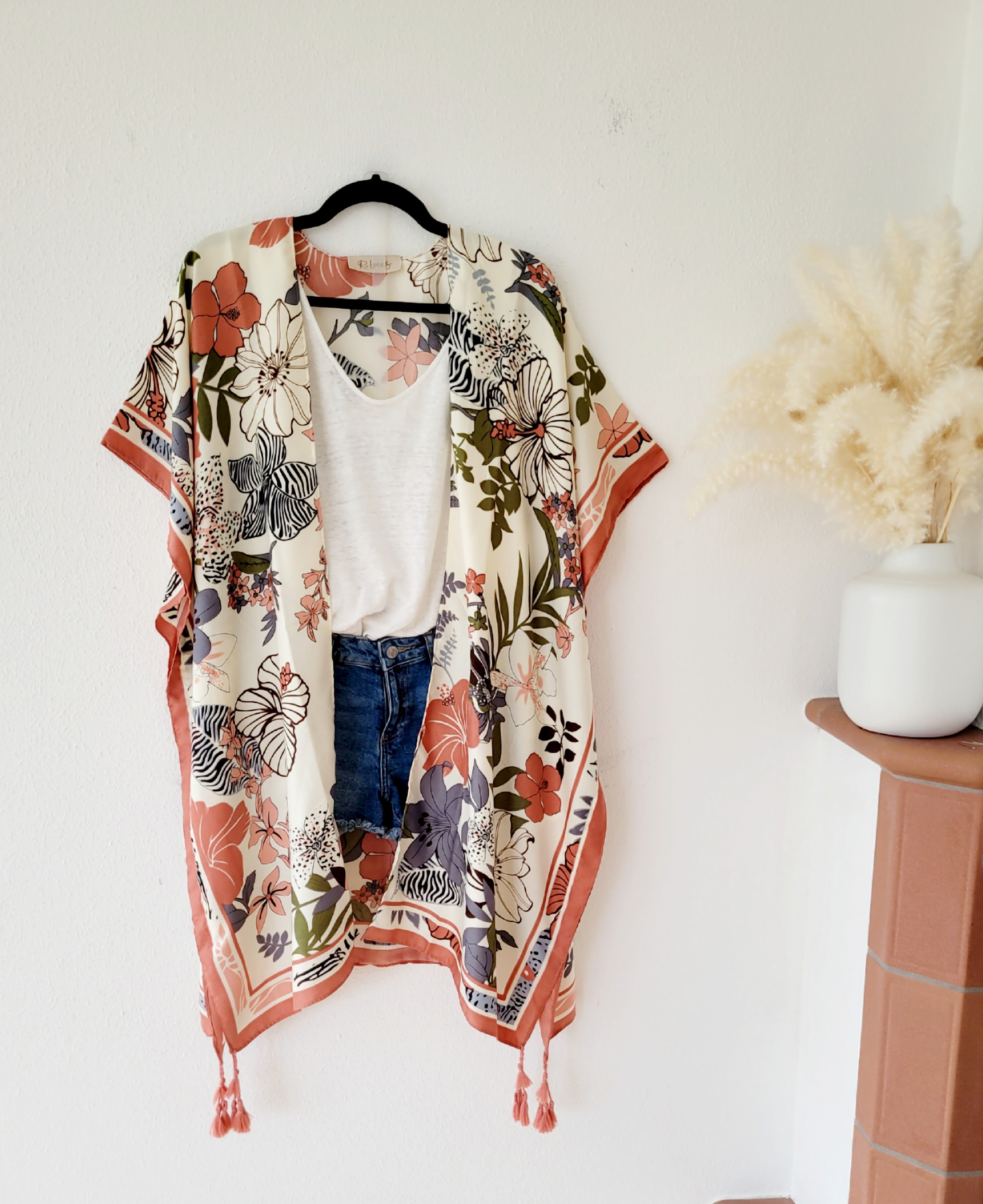 Unisex light floral kimono/ asian print kimono/ light cardigan with tassels/ festival poncho/ beach kimono/ Yoga tropical print kimono/ bikini cover up