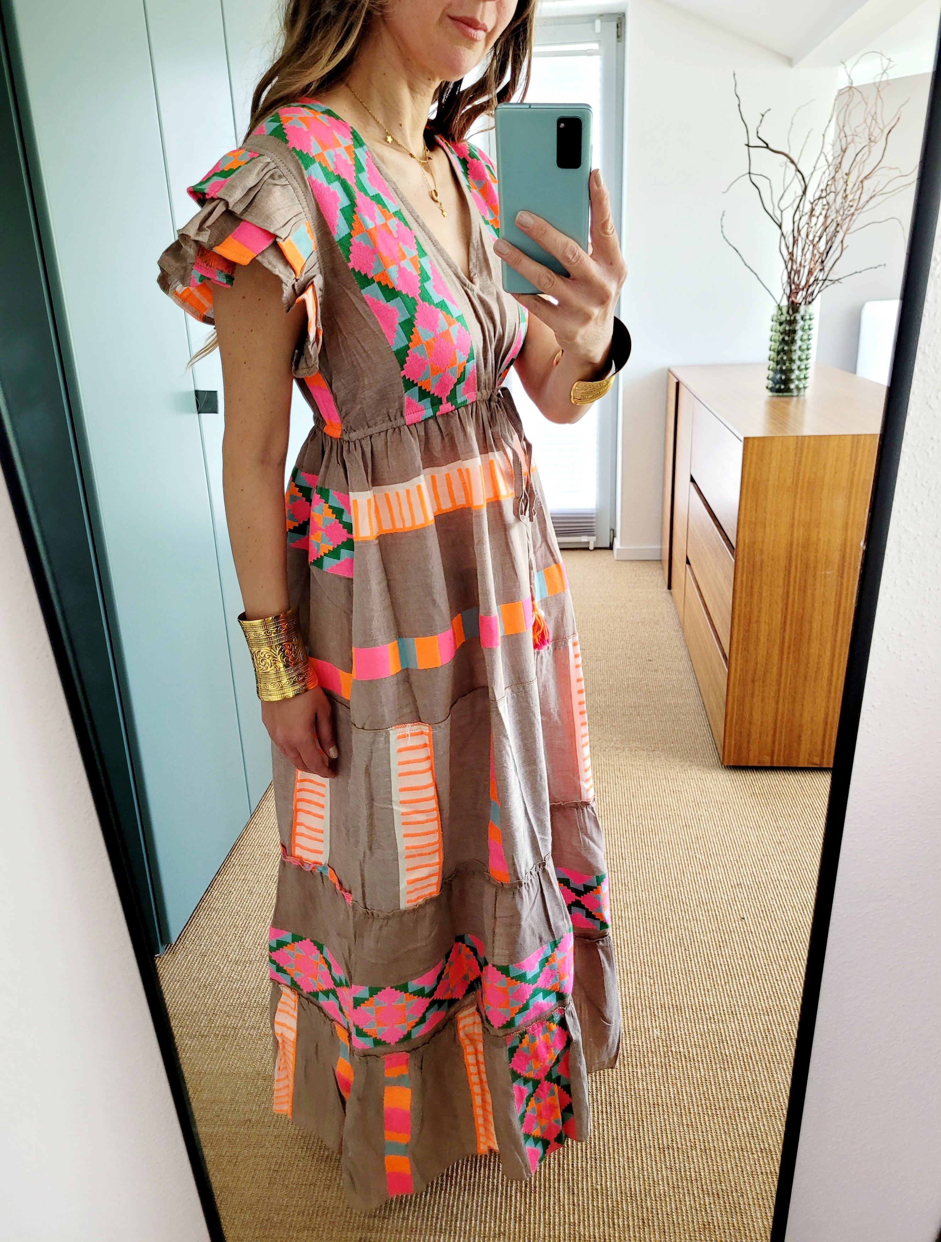 Sommerkleid aus Baumwolle – Boho Maxikleid mit buntem Muster,